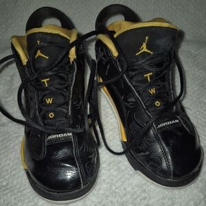 Jordan Women's Sneakers in Black and Gold